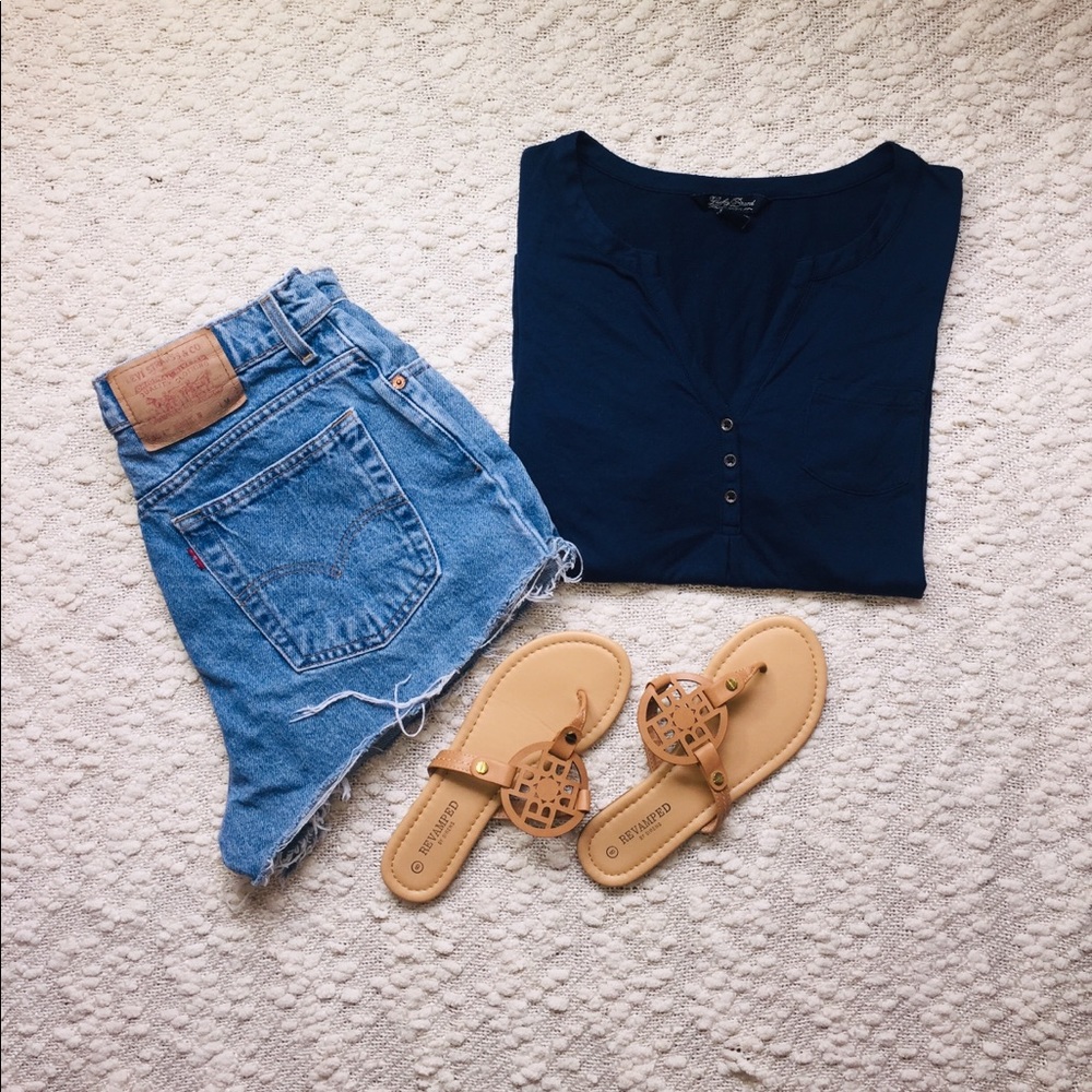 Levi 551 cutoff shorts